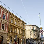 Lion Apartments - Laba